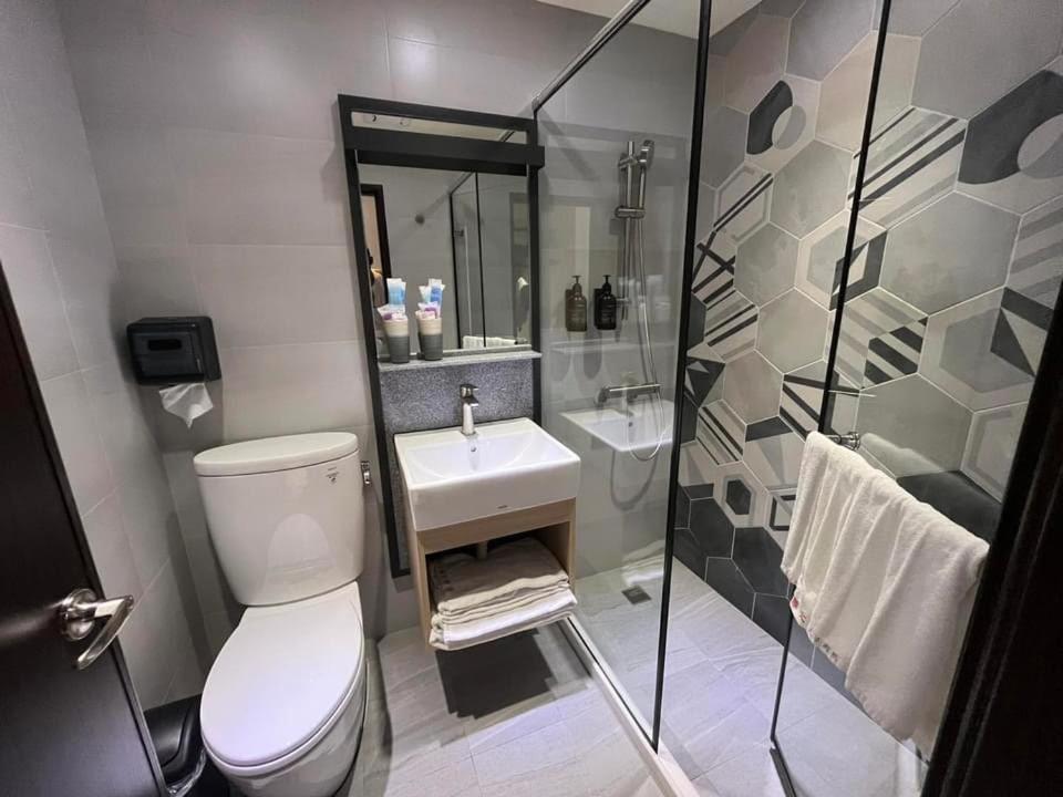 享住新大華館 Hotell Keelung Eksteriør bilde